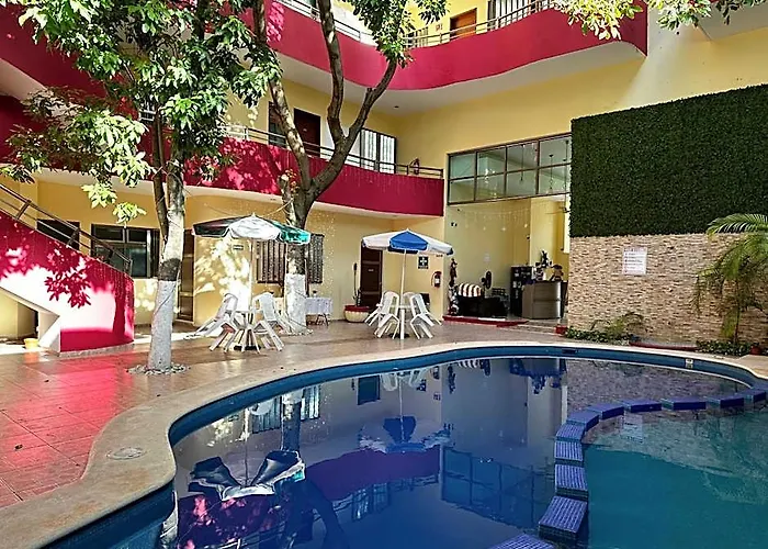 San Miguel 3*